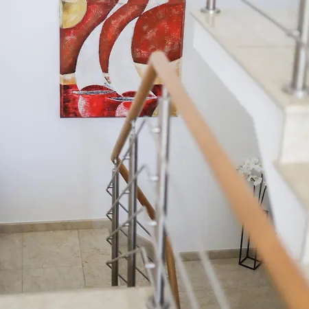 Silver Globe Албуфейра