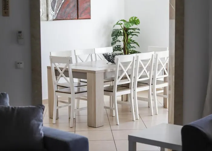 Silver Globe Albufeira