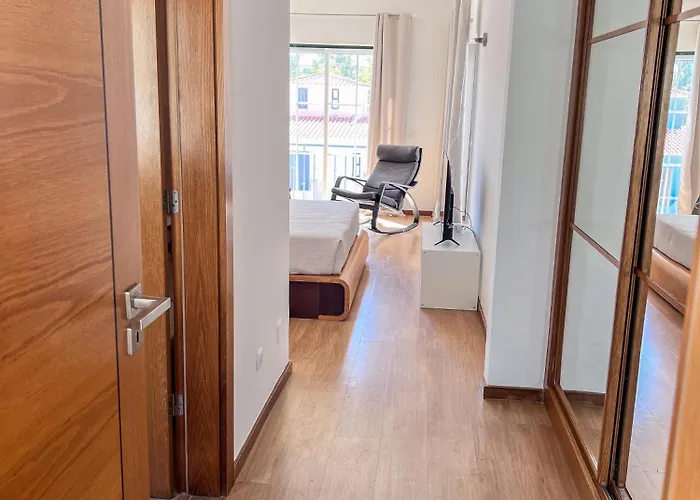 Silver Globe Willa *